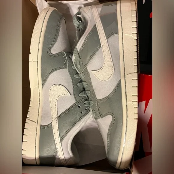 Selling Off ALL Remaining Inventory! Resellers Welcome! Bulk Lot Sneakers Shoes - Picture 5 of 10